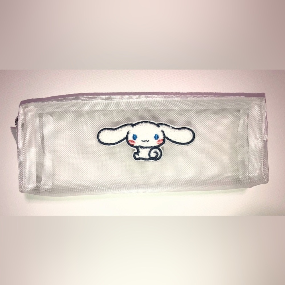 Cinnamoroll (Hello Kitty) Zippered Mesh Pouch - never used